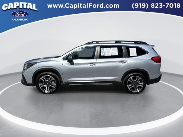 Used 2023 Subaru Ascent Limited w/ Technology Package AWD/4WD image 5