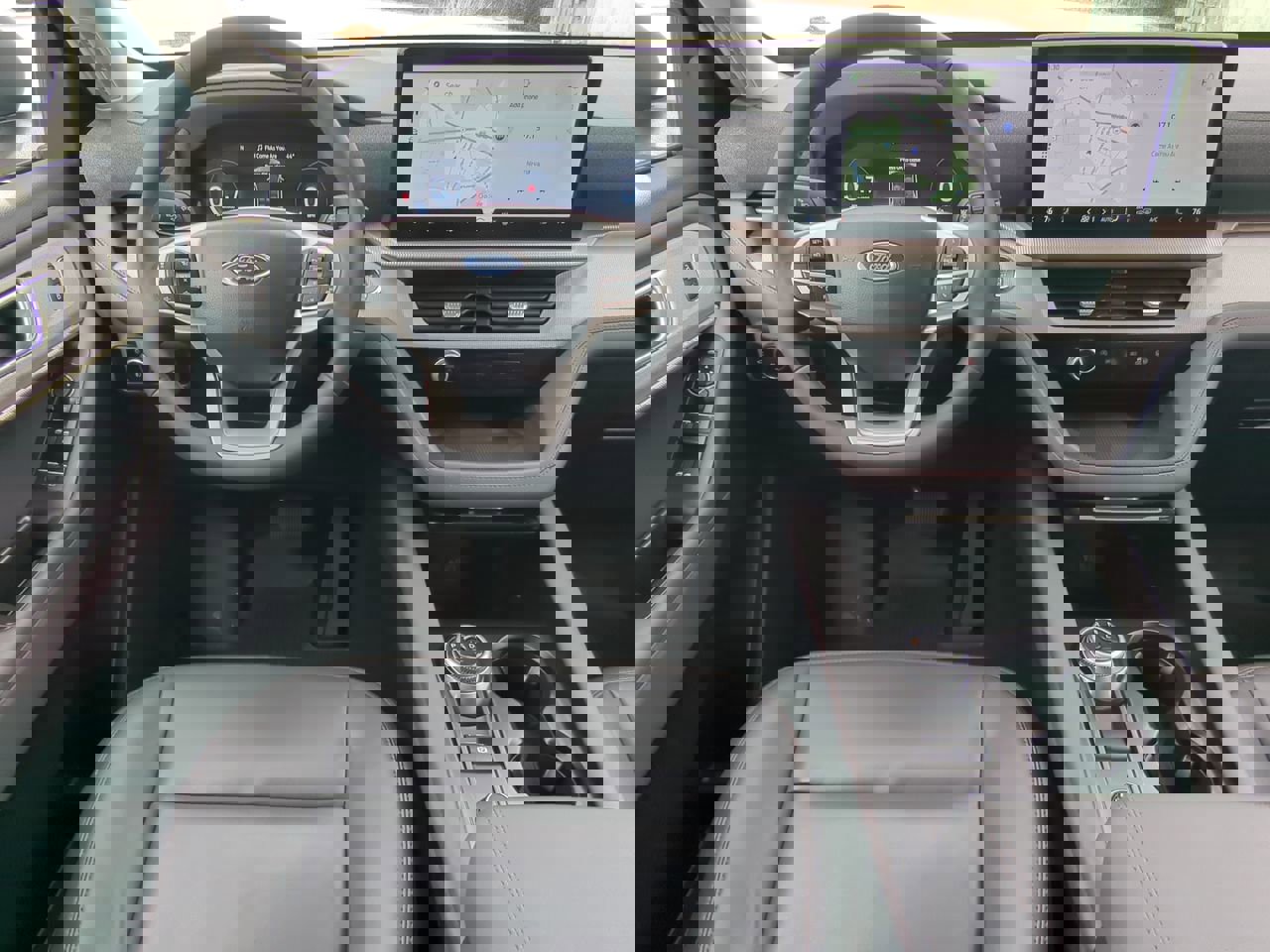 Certified 2025 Ford Explorer Active w/ Active Comfort Package image 14