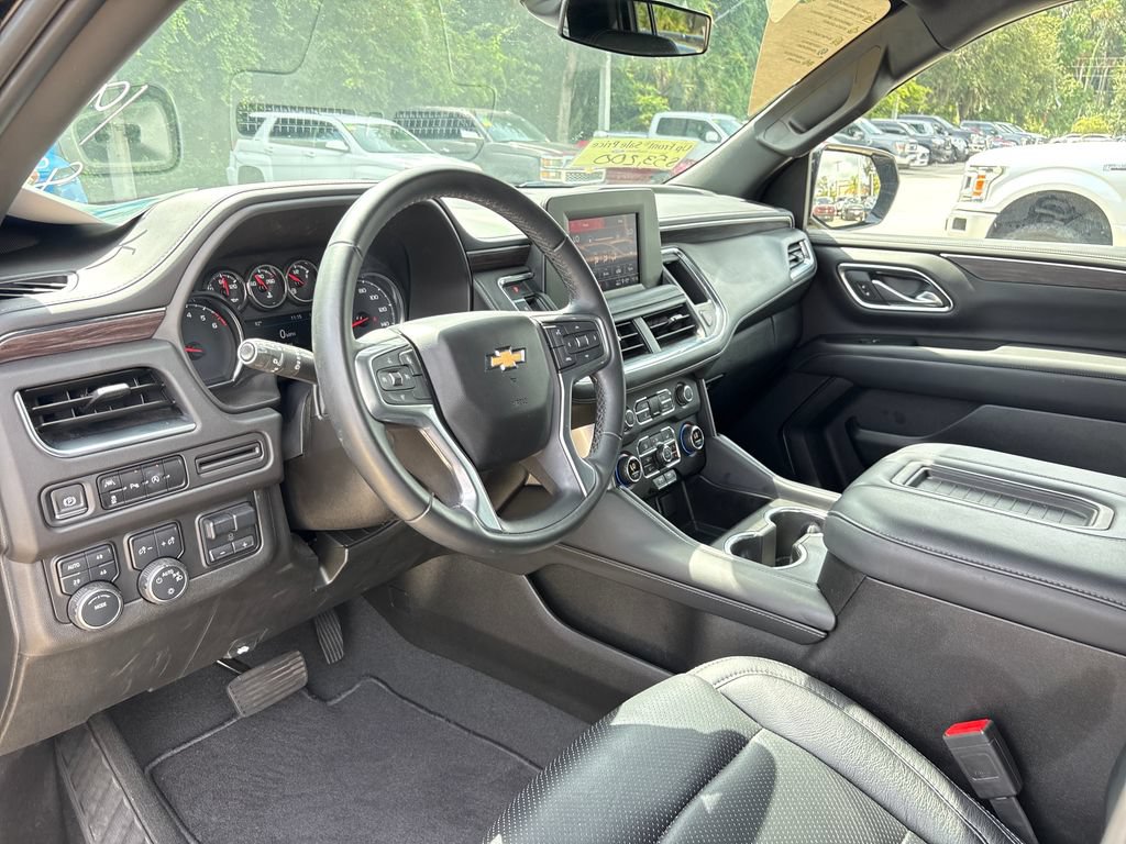 Used 2024 Chevrolet Suburban LS w/ Driver Alert Package AWD/4WD image 6