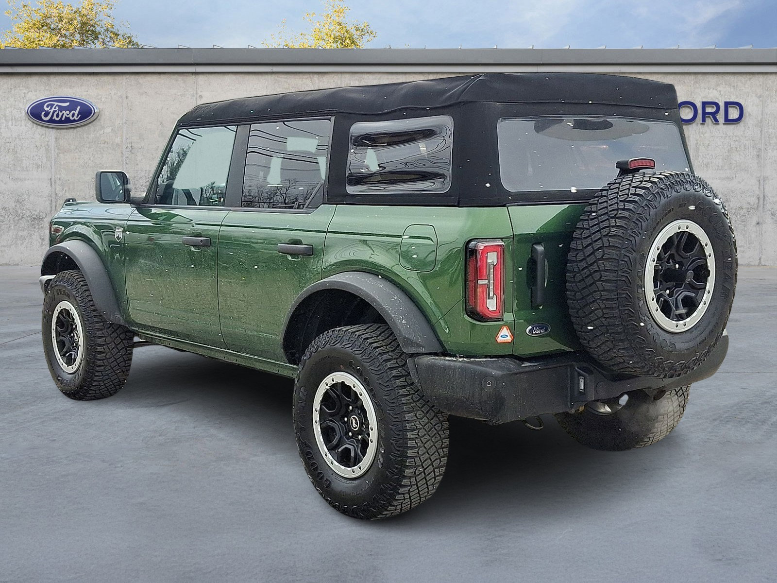 Certified 2023 Ford Bronco Big Bend w/ Sasquatch Package image 5