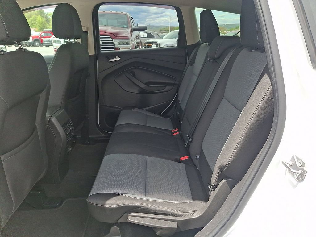 Certified 2017 Ford Escape SE AWD/4WD image 10
