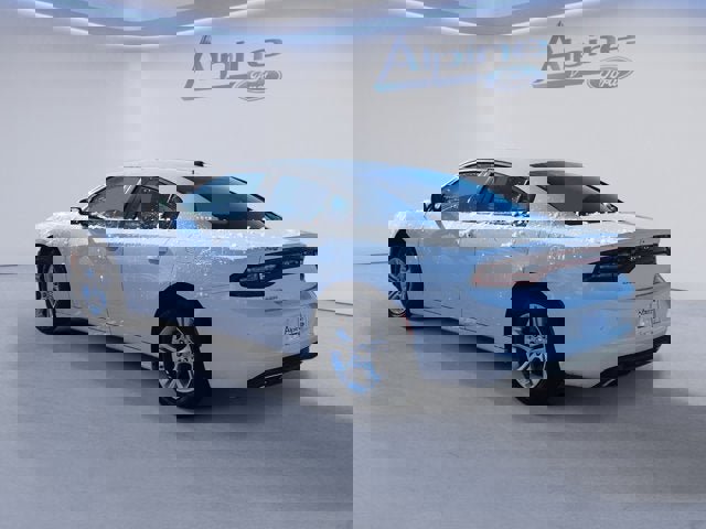 Used 2022 Dodge Charger SXT image 3