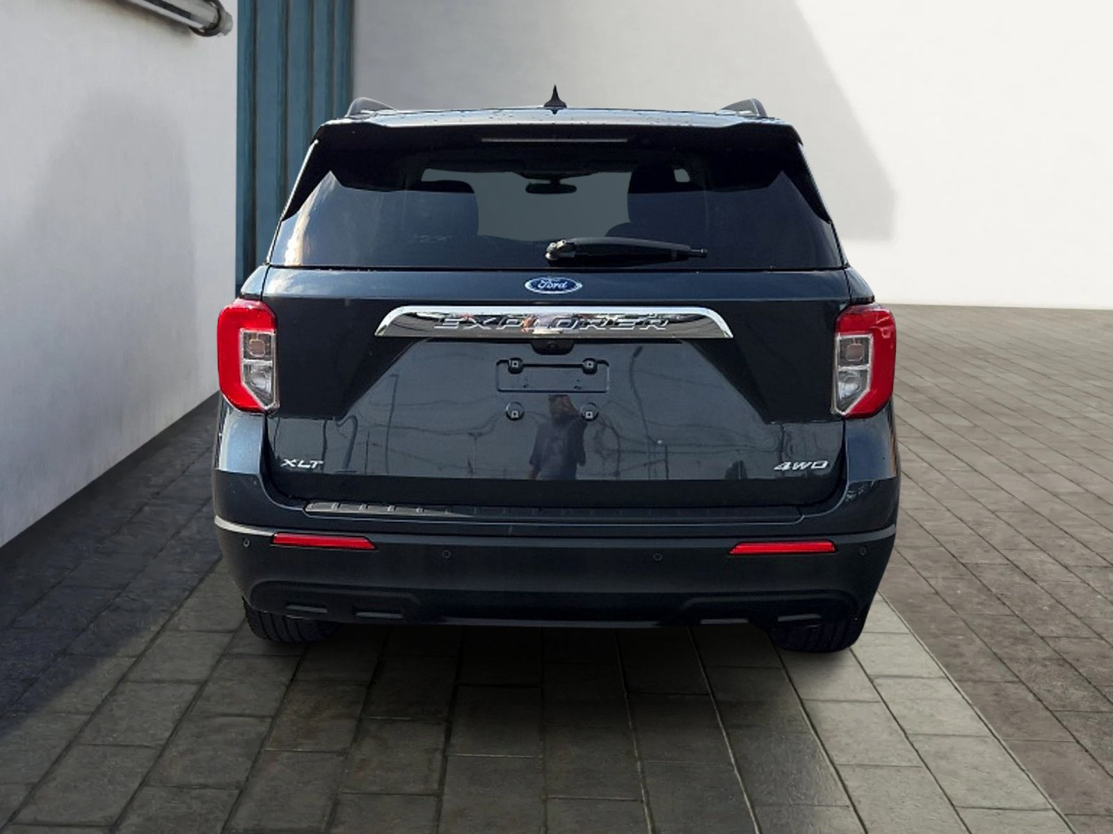 Certified 2023 Ford Explorer XLT AWD/4WD image 4