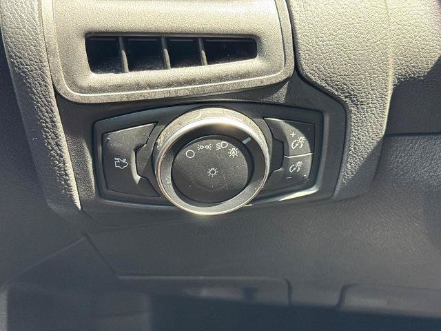 Certified 2017 Ford Focus SE FWD image 17