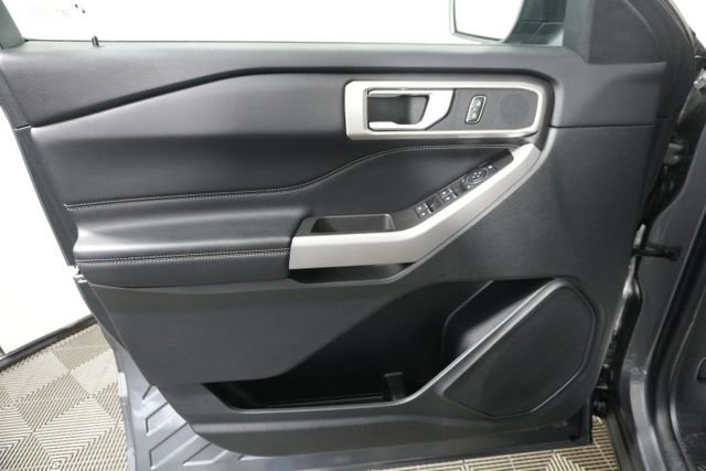 Certified 2024 Ford Explorer XLT w/ Equipment Group 202A image 17