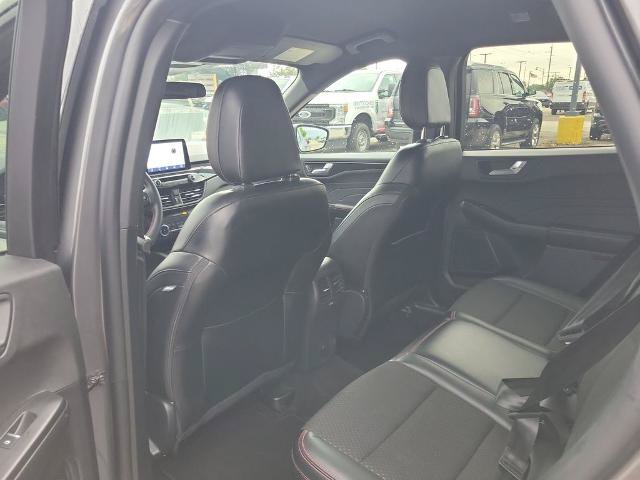 Certified 2025 Ford Escape ST-Line Select AWD/4WD image 10