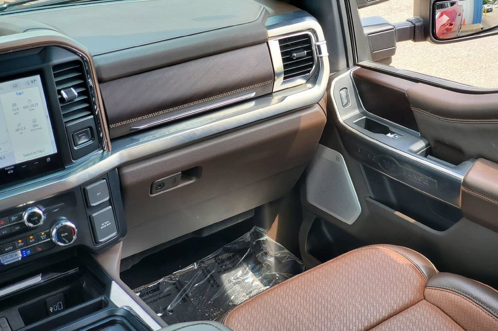 Certified 2025 Ford F250 King Ranch AWD/4WD image 20