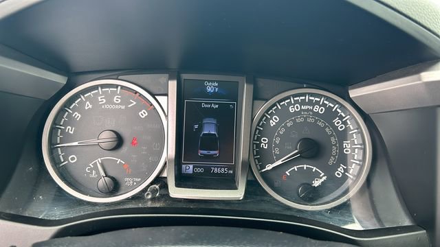 Used 2019 Toyota Tacoma SR5 image 18