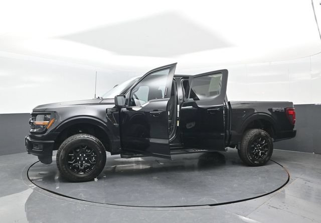 Certified 2024 Ford F150 XLT w/ FX4 Off-Road Package AWD/4WD image 30