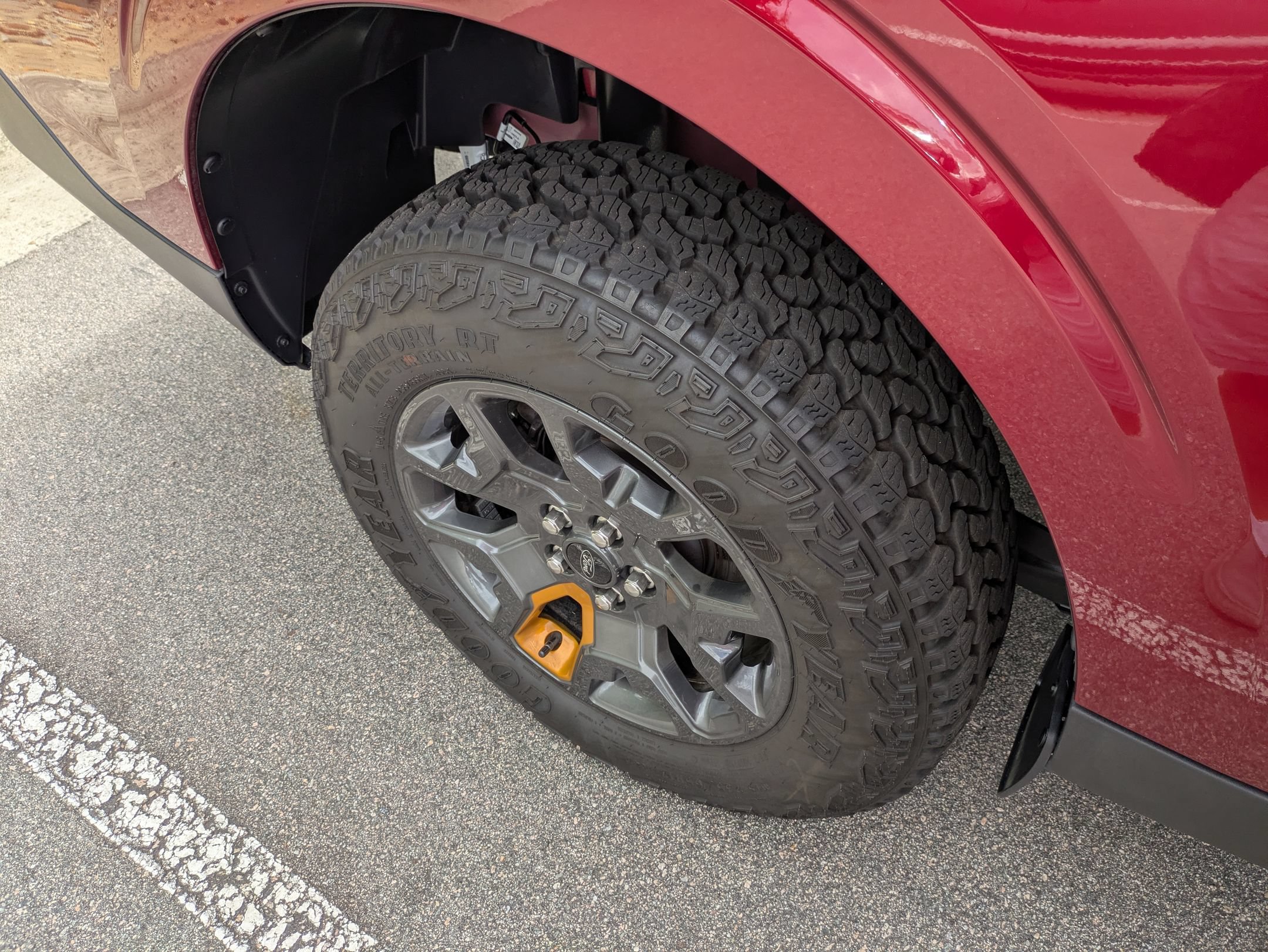 Certified 2025 Ford Maverick Tremor AWD/4WD image 39