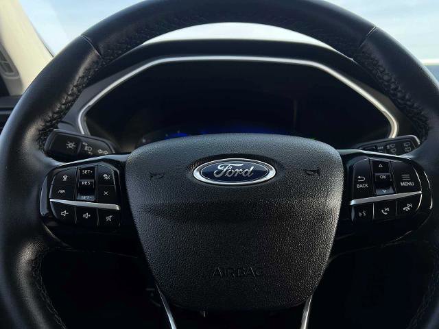 Certified 2022 Ford Escape SEL w/ Technology Package image 17