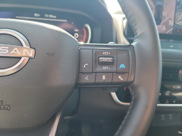 Used 2025 Nissan Rogue SL w/ Tech Package AWD/4WD image 15