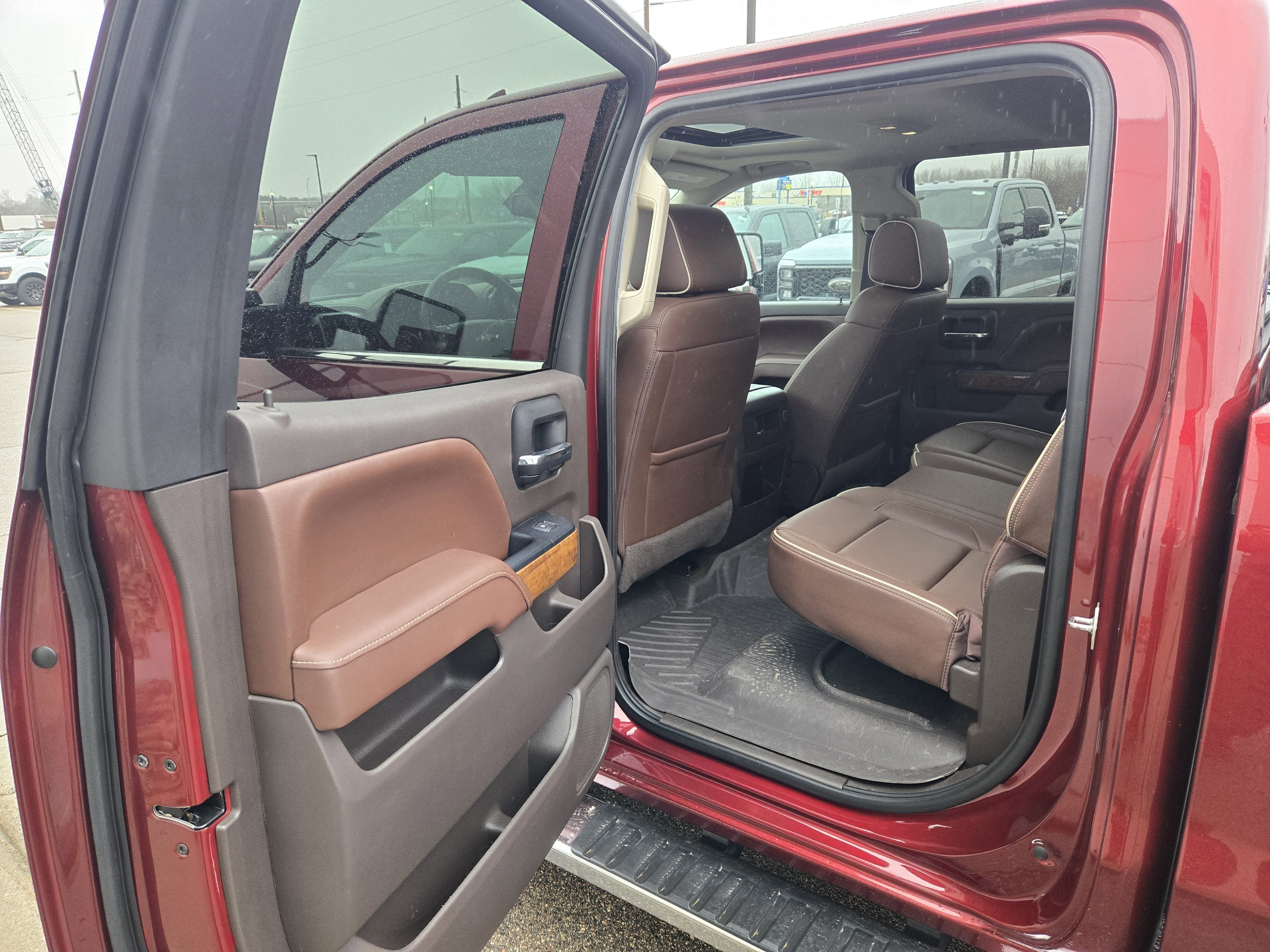 Used 2017 Chevrolet Silverado 1500 High Country image 15