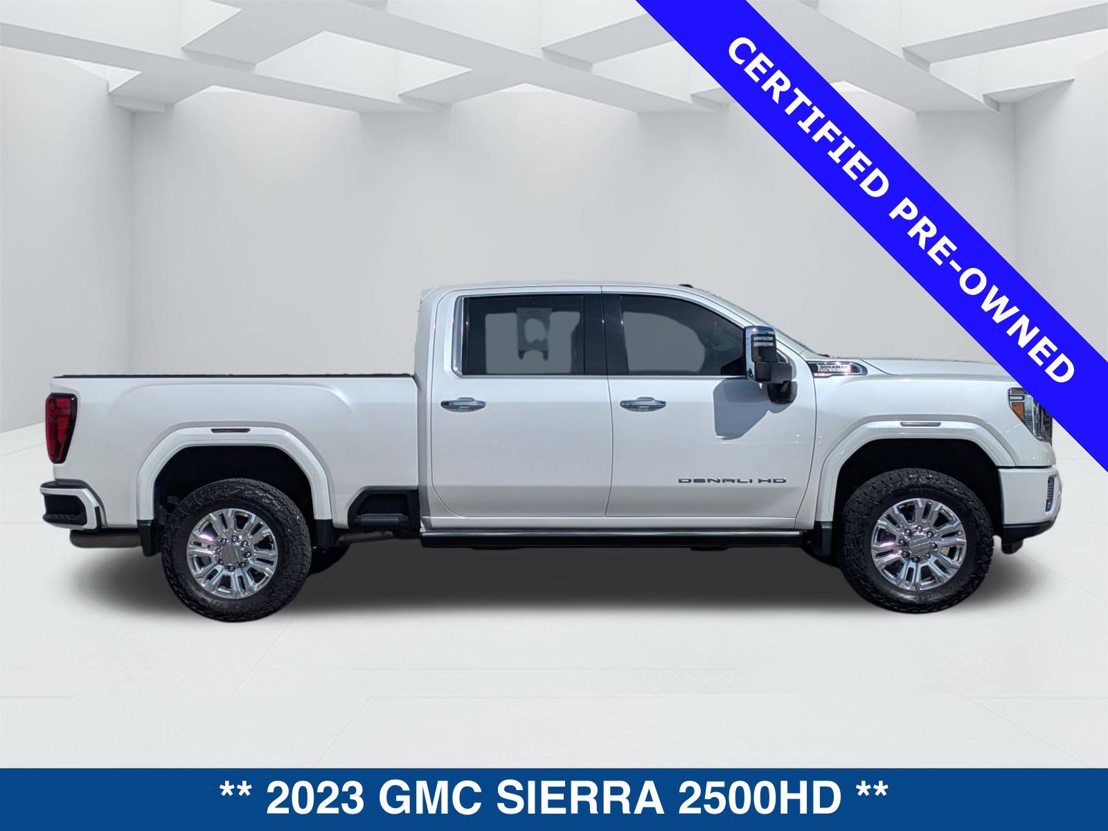 Used 2023 GMC Sierra 2500 Denali w/ Denali Ultimate Package AWD/4WD image 4
