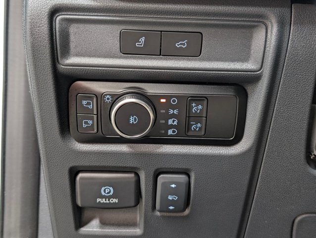 Certified 2024 Ford Expedition Platinum AWD/4WD image 14