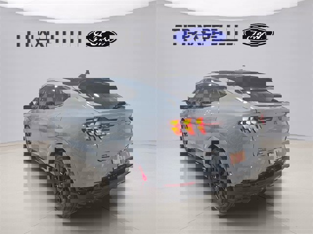 Certified 2025 Ford Mustang Mach-E GT image 5