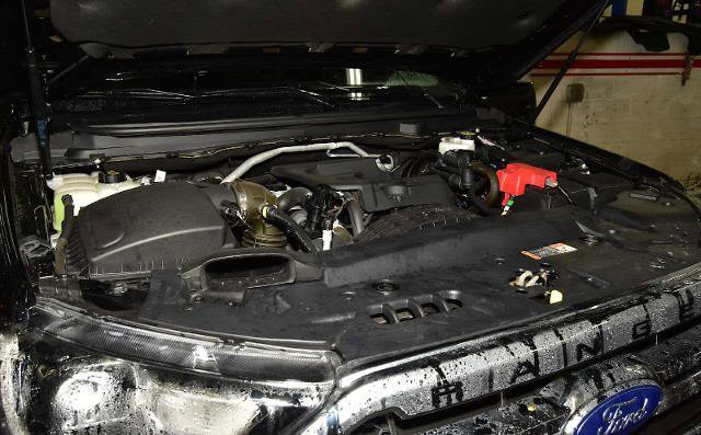 Certified 2019 Ford Ranger Lariat w/ Equipment Group 501A Mid image 30