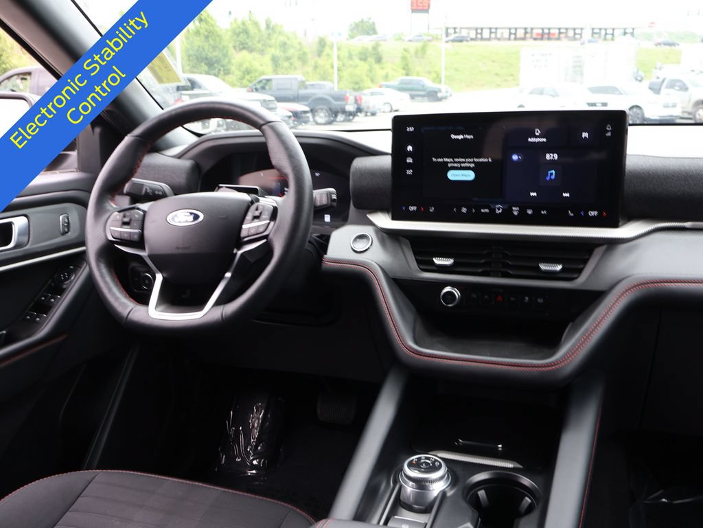 Certified 2025 Ford Explorer ST-Line w/ ST-Line Street Pack AWD/4WD image 15