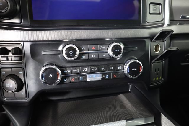 Certified 2025 Ford F450 Platinum w/ FX4 Off-Road Package image 74