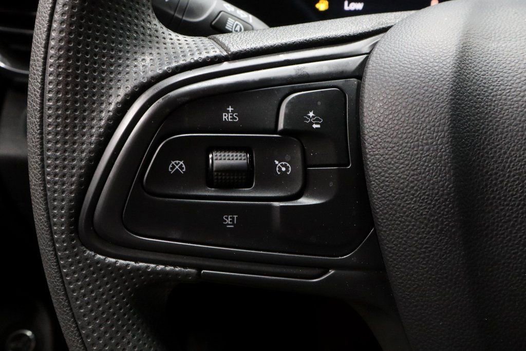 Used 2025 Buick Envista Preferred w/ Convenience II Package image 25