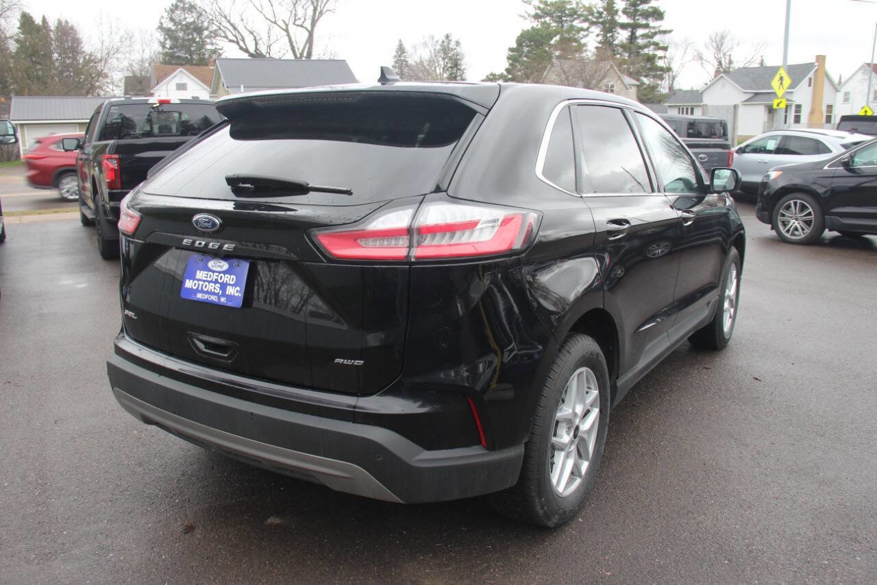 Certified 2024 Ford Edge SEL image 4