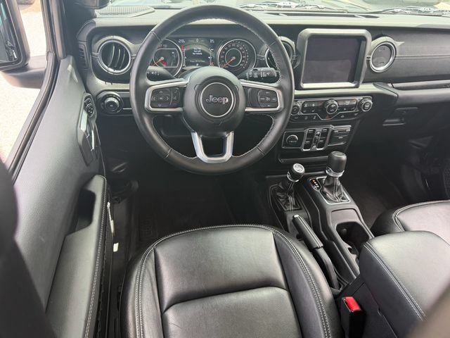 Used 2023 Jeep Wrangler Unlimited Sahara w/ Cold Weather Group AWD/4WD image 9