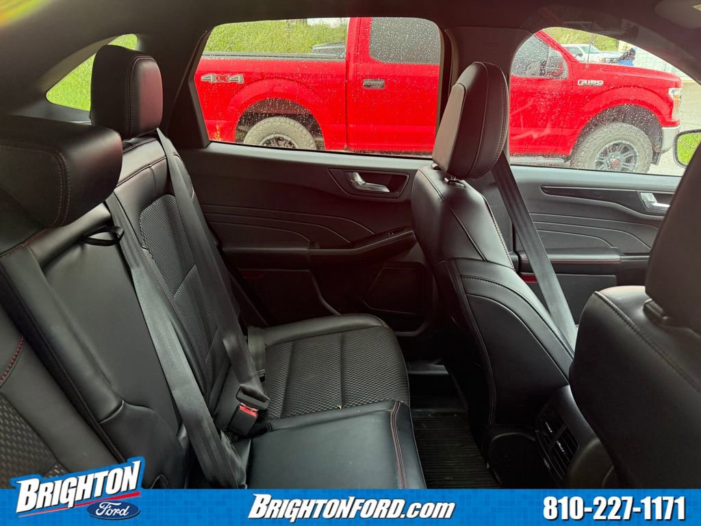 Certified 2024 Ford Escape ST-Line w/ Tech Pack #1 AWD/4WD image 8
