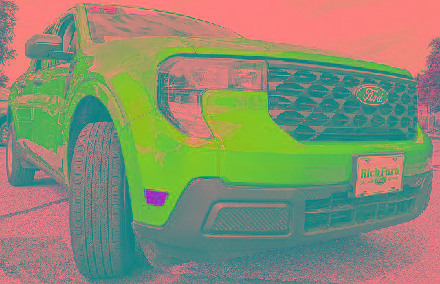 Certified 2025 Ford Maverick XL FWD image 22