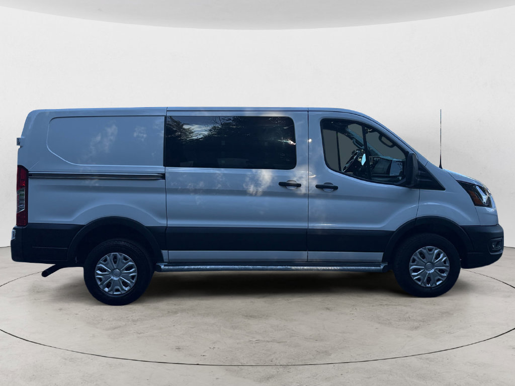 Certified 2025 Ford Transit 250 Low Roof w/ Exterior Upgrade Package RWD image 4