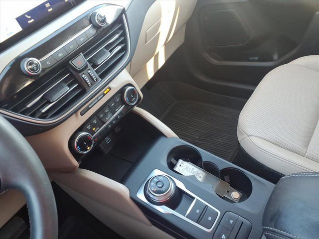 Certified 2022 Ford Escape SEL image 15