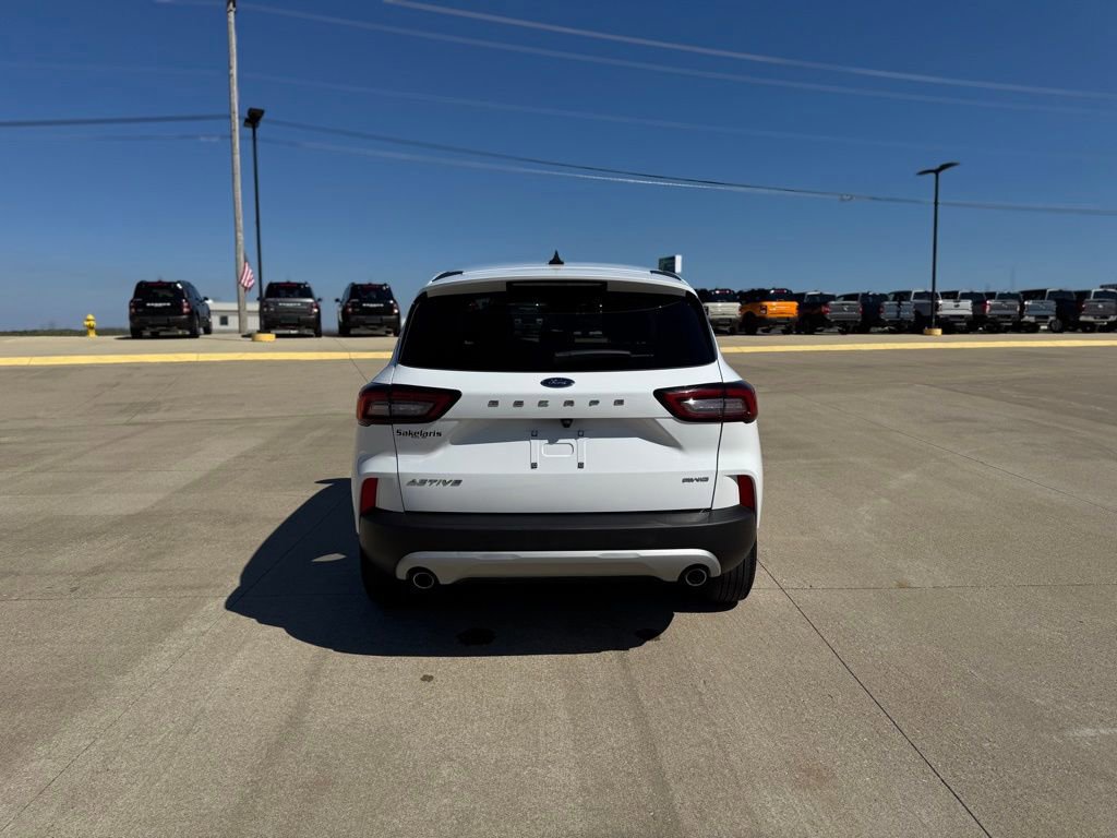 Certified 2025 Ford Escape Active AWD/4WD image 4