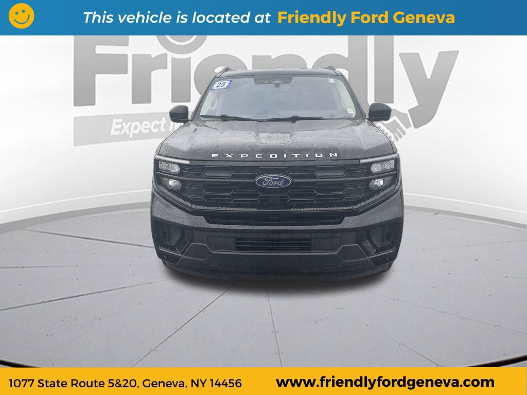 Certified 2025 Ford Expedition Max Active AWD/4WD image 2