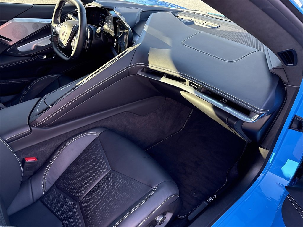 Used 2024 Chevrolet Corvette Stingray image 14