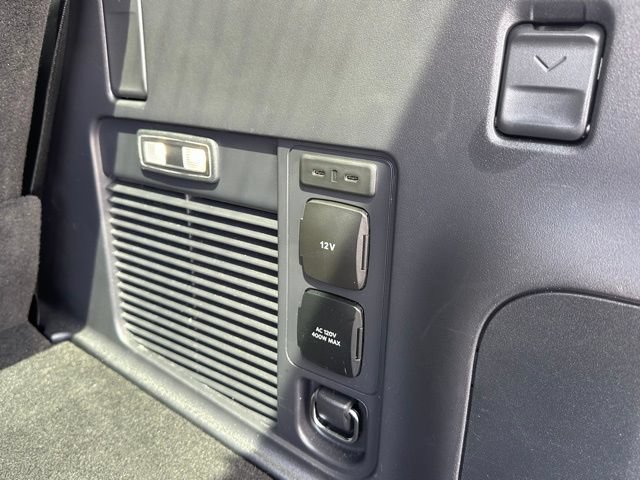 Certified 2025 Ford Expedition Active AWD/4WD image 14