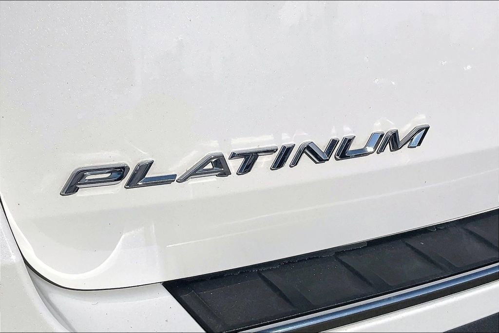 Certified 2023 Ford Explorer Platinum w/ Technology Package image 29