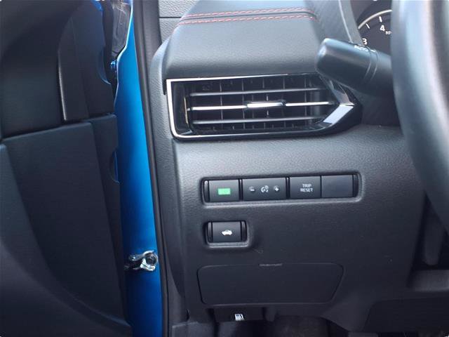 Used 2025 Nissan Sentra SR FWD image 12