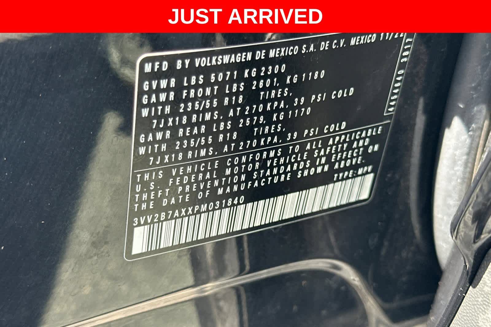 Used 2023 Volkswagen Tiguan SE AWD/4WD image 30