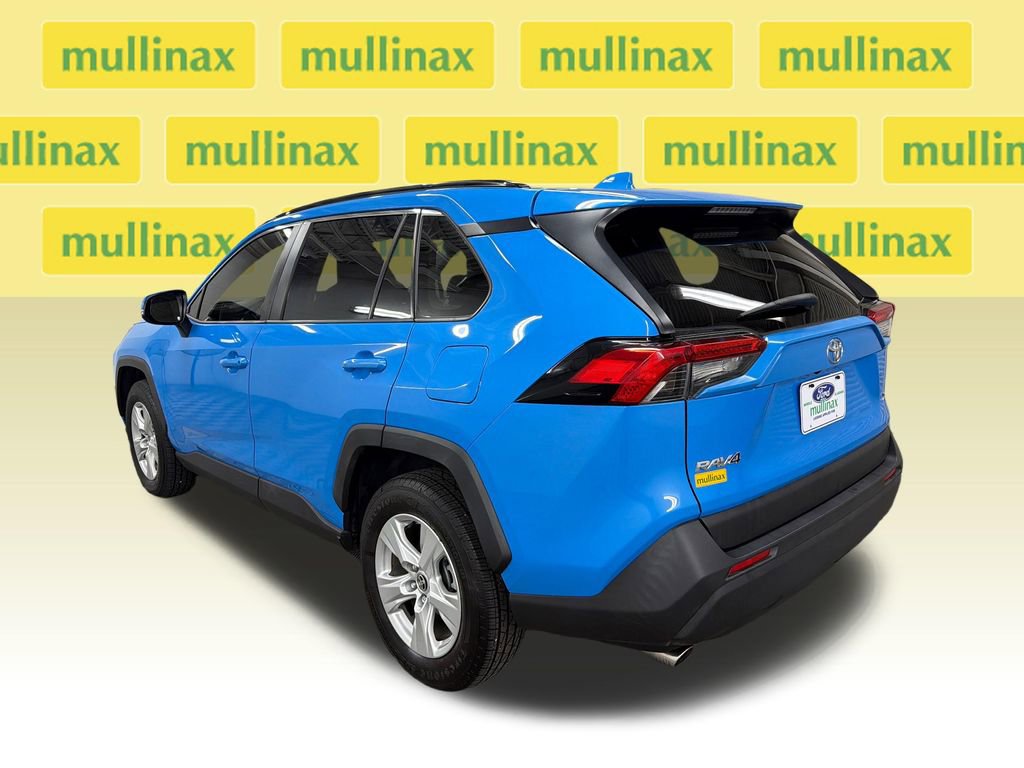 Used 2020 Toyota RAV4 XLE FWD image 10