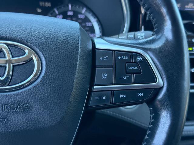 Used 2020 Toyota Highlander Platinum AWD/4WD image 18