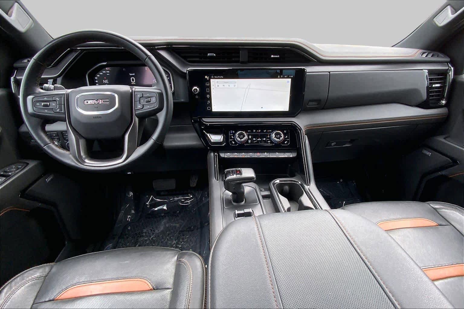 Used 2024 GMC Sierra 1500 AT4 w/ Technology Package AWD/4WD image 16