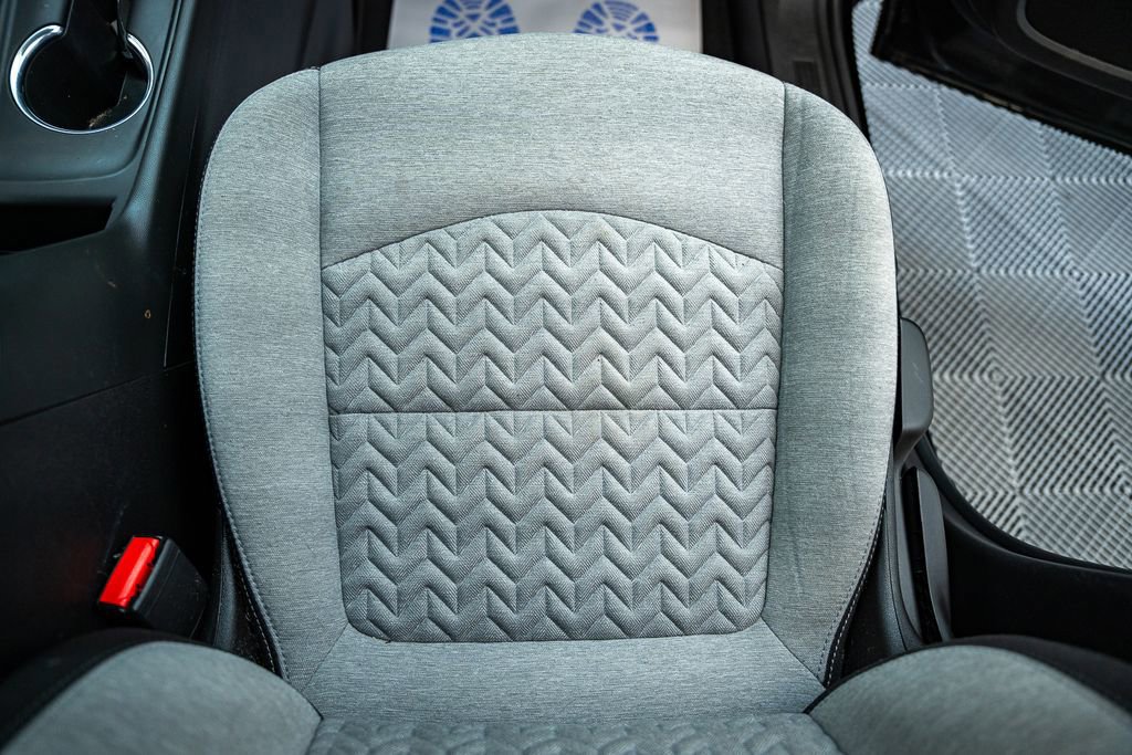 Used 2023 Chevrolet Equinox LS w/ LS Convenience Package AWD/4WD image 29