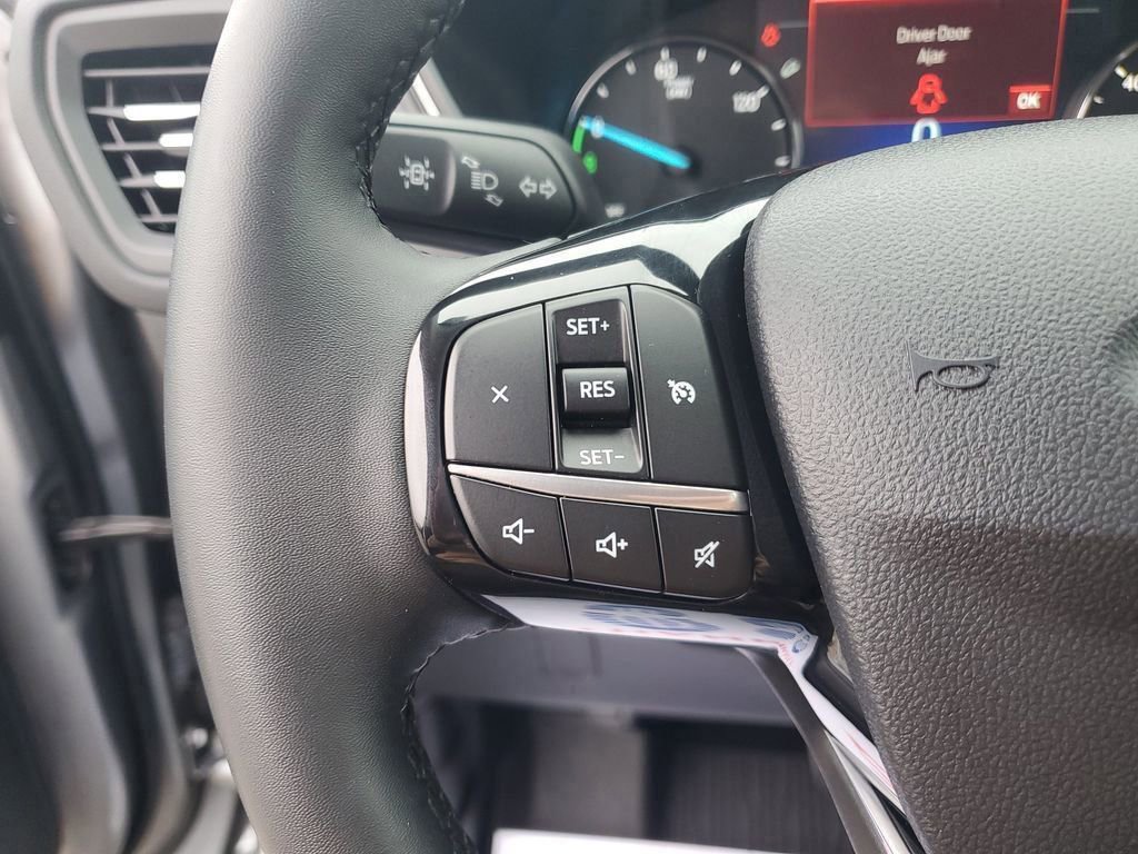 Certified 2022 Ford Escape SEL image 21