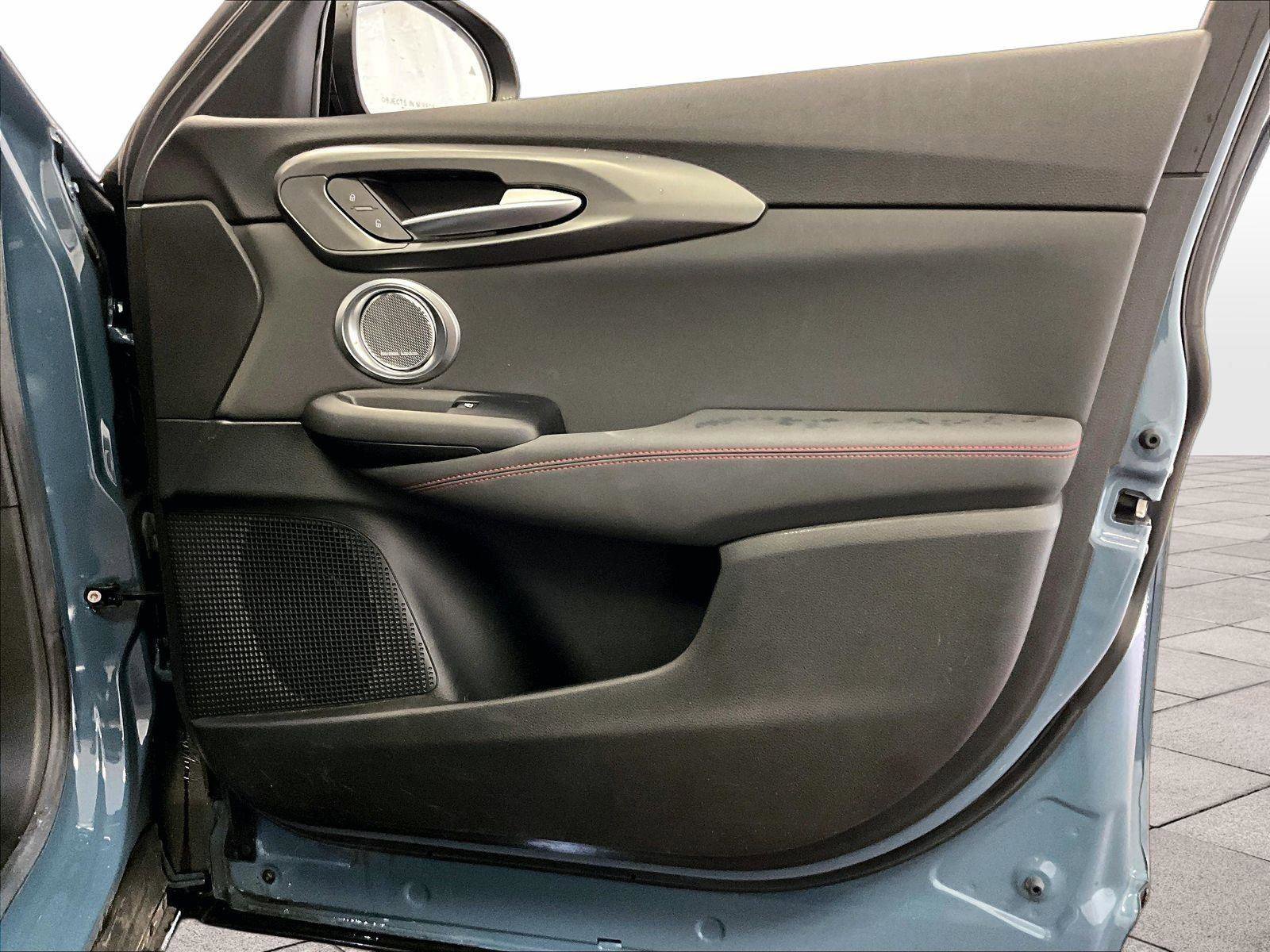 Used 2024 Dodge Hornet R/T Plus w/ R/T Blacktop Package AWD/4WD image 23