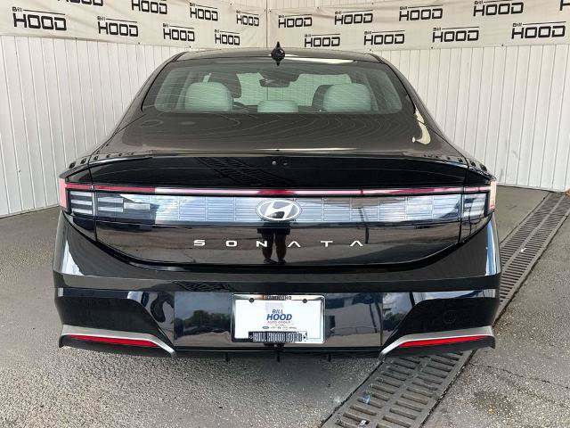 Used 2024 Hyundai Sonata SEL FWD image 8