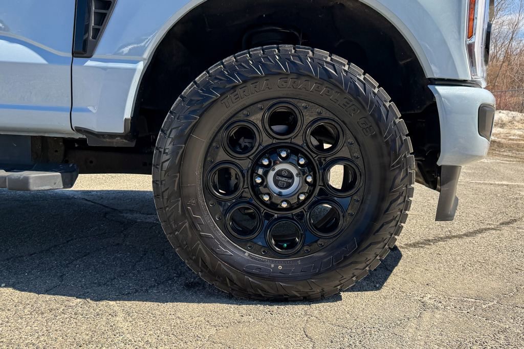 Certified 2024 Ford F250 Lariat w/ Black Appearance Package image 15