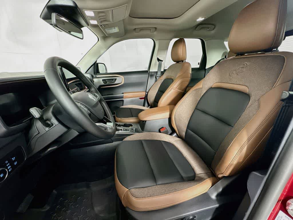 Certified 2025 Ford Bronco Sport Outer Banks w/ Outer Banks Tech Package+ AWD/4WD image 12