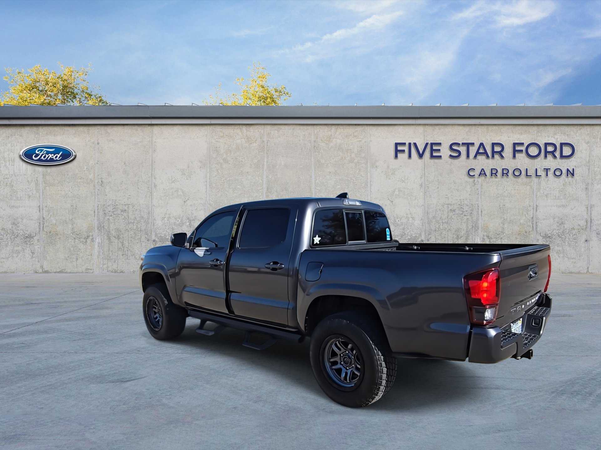 Used 2021 Toyota Tacoma SR w/ SR Convenience Package image 7