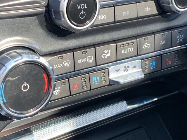 Certified 2024 Ford F150 Platinum AWD/4WD image 25