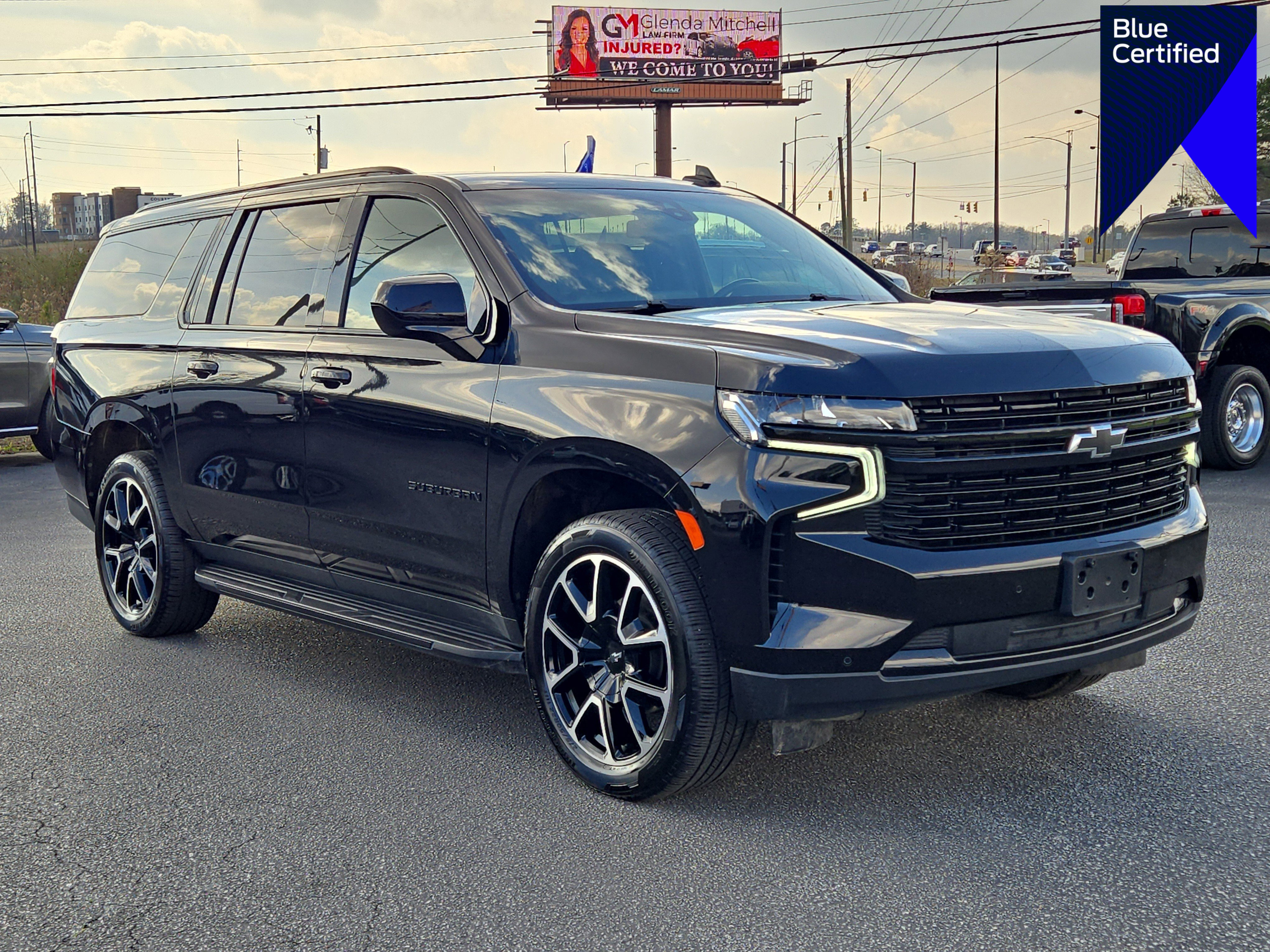 Used 2024 Chevrolet Suburban RST image 1