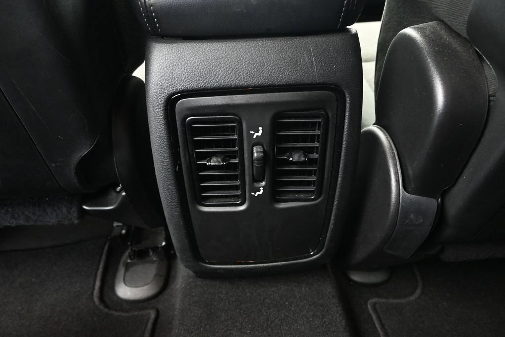 Used 2024 Dodge Durango SXT AWD/4WD image 24